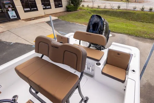 Slide: The Image of Sea Pro 210 Bay 2026 - 19