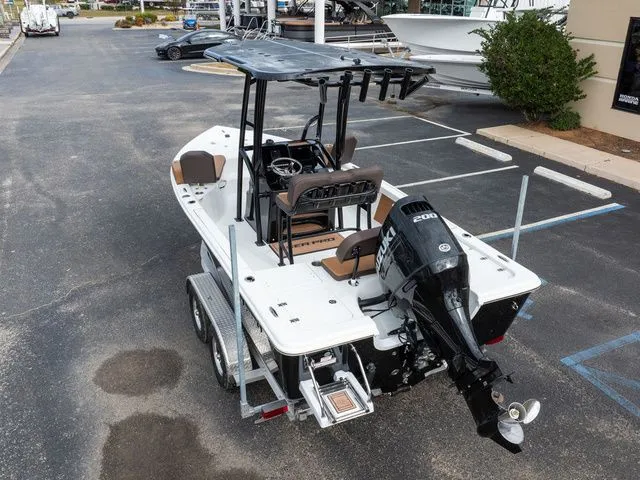 Slide: The Image of Sea Pro 210 Bay 2026 - 24