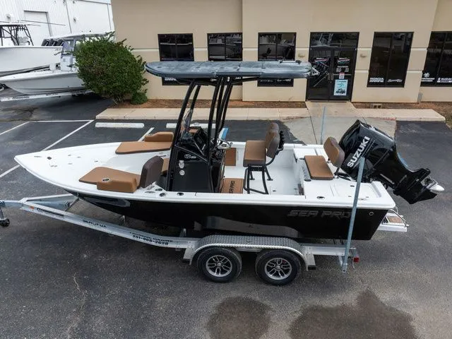 Slide: The Image of Sea Pro 210 Bay 2026 - 25