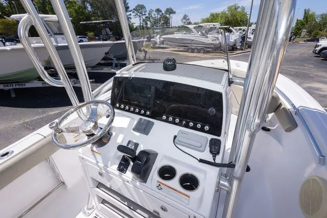 Slide: The Image of Sportsman Heritage 211 Center Console 2021 - 12