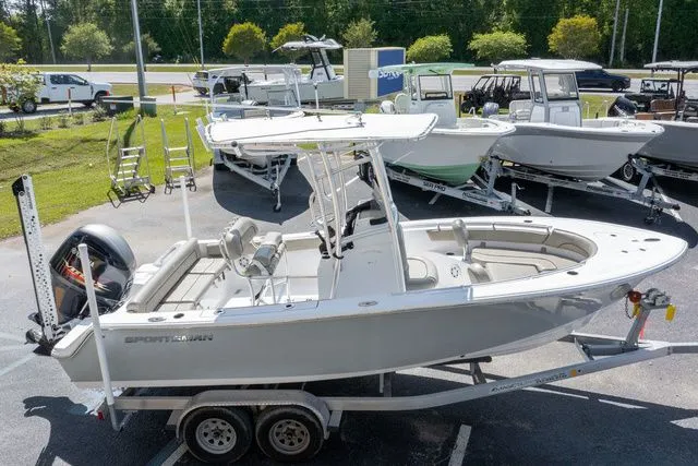 Slide: The Image of Sportsman Heritage 211 Center Console 2021 - 26