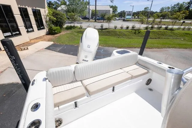 Slide: The Image of Sea Fox 246 Commander 2016 - 14