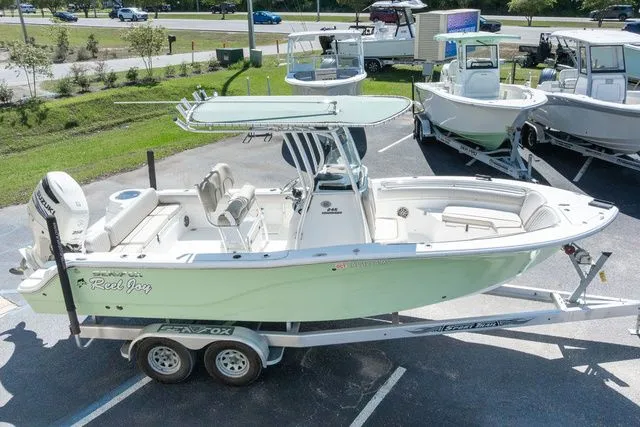Slide: The Image of Sea Fox 246 Commander 2016 - 26