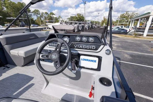 Slide: The Image of Viaggio V20U Tri-Toon 2025 - 14