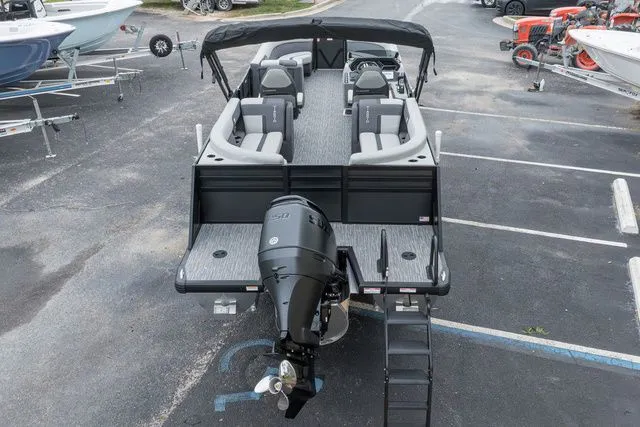 Slide: The Image of Viaggio X24U Tri-Toon (27" Tubes) 2026 - 37