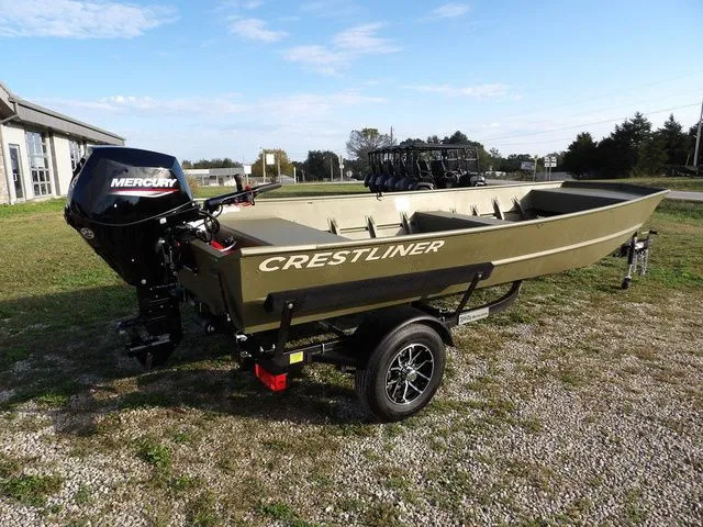 Slide: The Image of Crestliner 1648M CR Jon 2026 - 8
