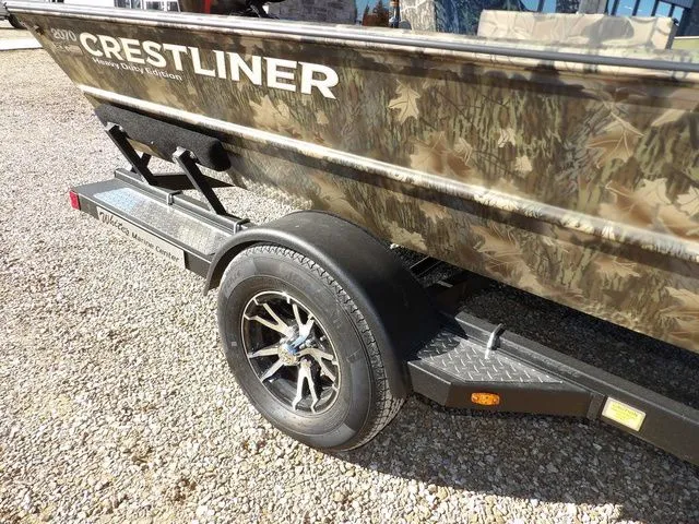 Slide: The Image of Crestliner 2070 Retriever SCHD 2026 - 37