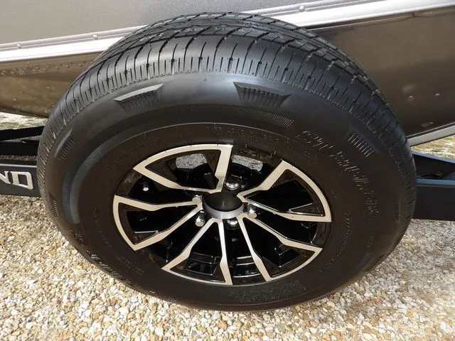 Slide: The Image of Lund 1875 Impact XS Sport 2026 - 47