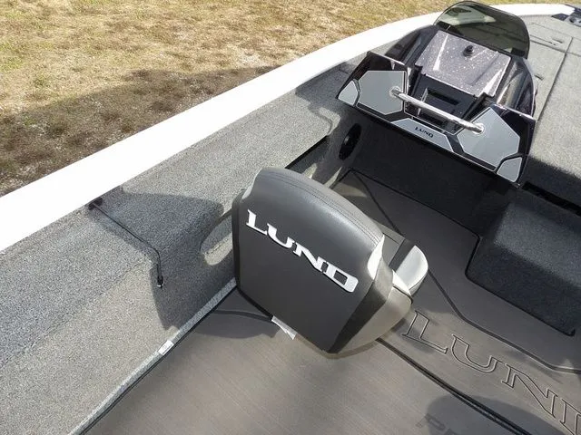 Slide: The Image of Lund 2075 Pro-V Bass XS 2026 - 27