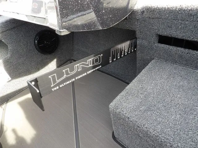 Slide: The Image of Lund 2075 Pro-V Bass XS 2026 - 35