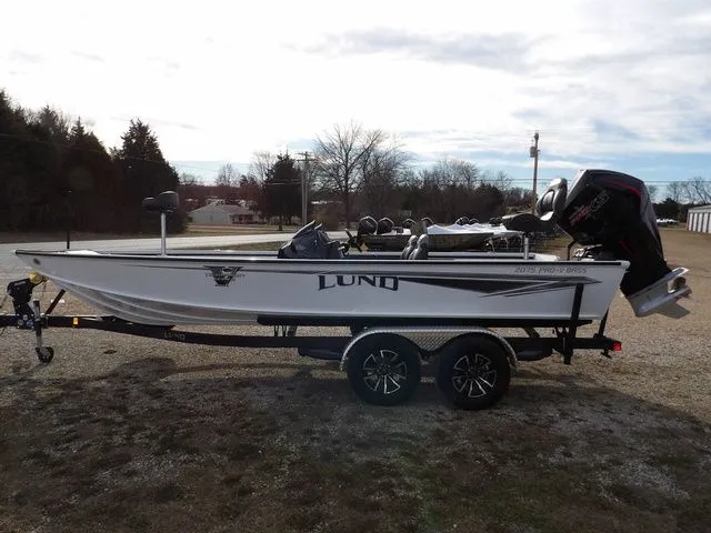 Slide: The Image of Lund 2075 Pro-V Bass XS 2026 - 5