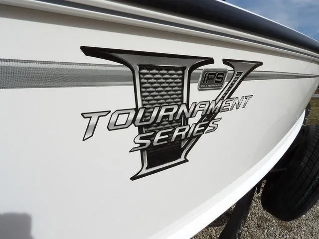 Slide: The Image of Lund 2075 Pro-V Bass XS 2026 - 52