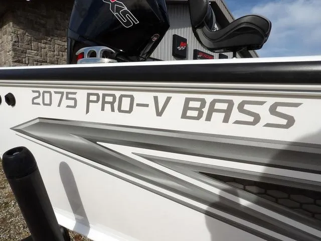 Slide: The Image of Lund 2075 Pro-V Bass XS 2026 - 53