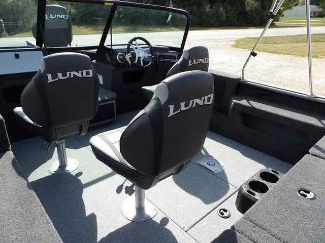 Slide: The Image of Lund 1875 Impact XS Sport 2026 - 10