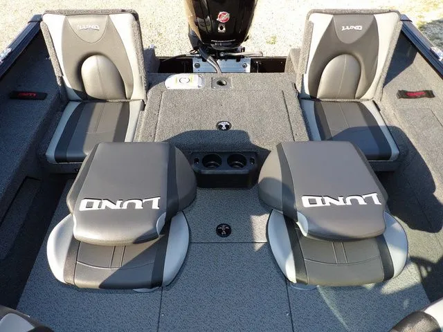 Slide: The Image of Lund 1775 Impact XS Sport 2026 - 13