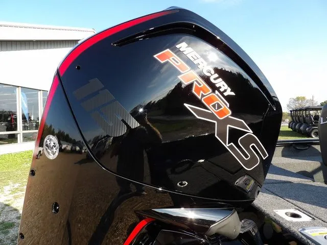 Slide: The Image of Lund 1775 Impact XS Sport 2026 - 58