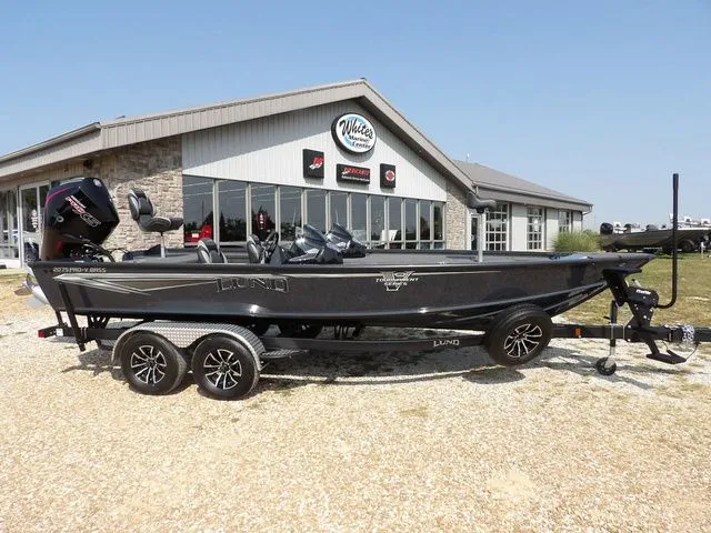 The Image of Lund 2075 Pro-V Bass XS 2026 - 1