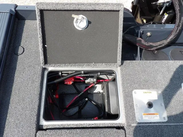 Slide: The Image of Lund 2075 Pro-V Bass XS 2026 - 15