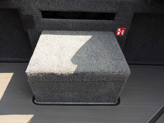 Slide: The Image of Lund 2075 Pro-V Bass XS 2026 - 36