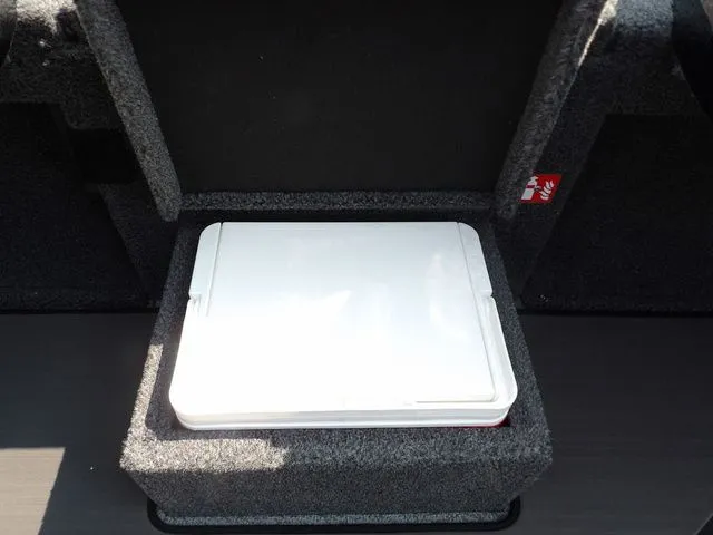Slide: The Image of Lund 2075 Pro-V Bass XS 2026 - 37