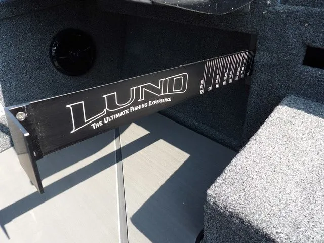 Slide: The Image of Lund 2075 Pro-V Bass XS 2026 - 38