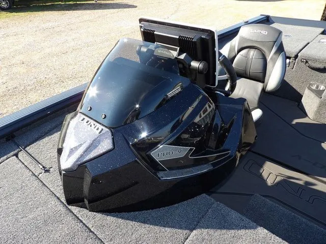 Slide: The Image of Lund 2075 Pro-V Bass XS 2026 - 43
