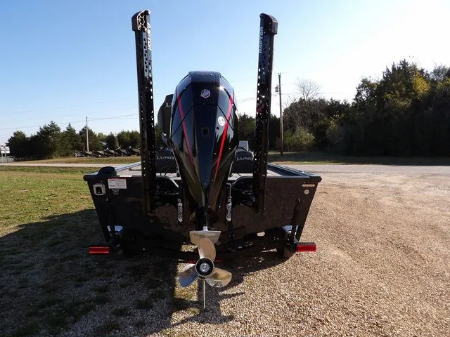 Slide: The Image of Lund 2075 Pro-V Bass XS 2026 - 7