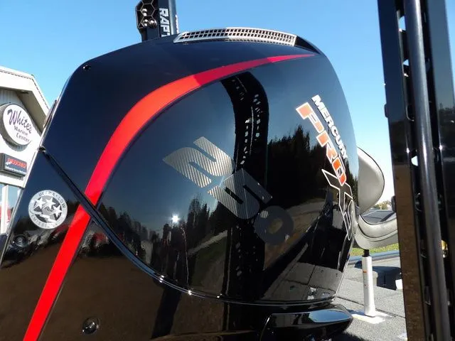 Slide: The Image of Lund 2075 Pro-V Bass XS 2026 - 72