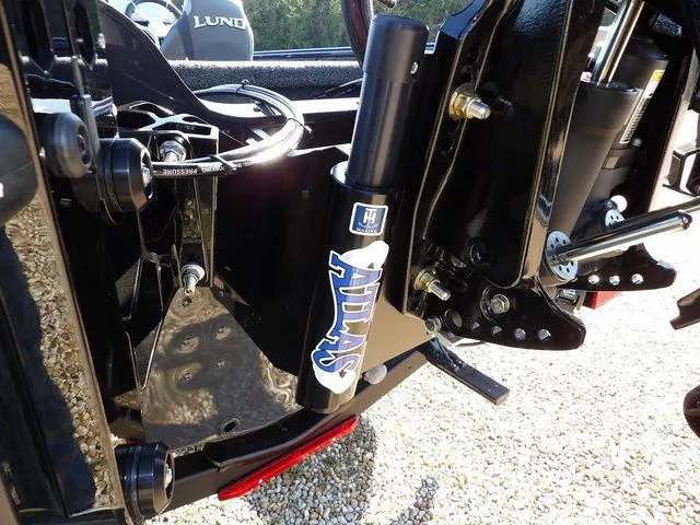 Slide: The Image of Lund 2075 Pro-V Bass XS 2026 - 75