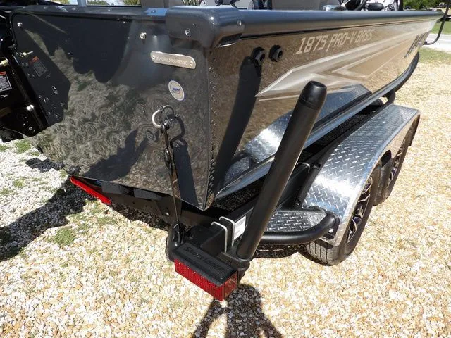 Slide: The Image of Lund 1875 Pro-V Bass XS 2026 - 50