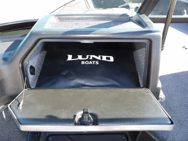 Slide: The Image of Lund 2075 Impact XS Sport 2026 - 33