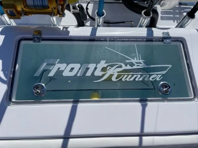Slide: The Image of Front Runner 33 Center Console 2023 - 25