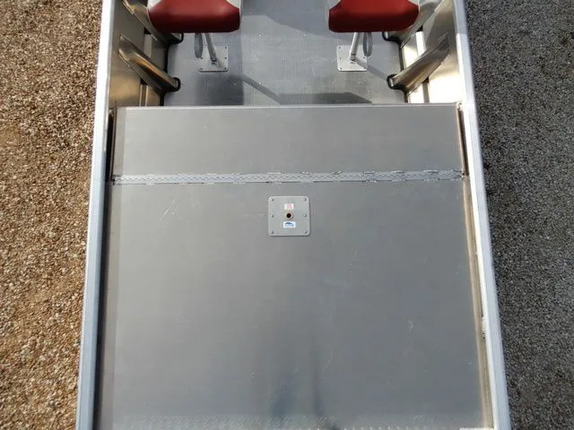 Slide: The Image of Blazer 1752 SC 2026 - 26