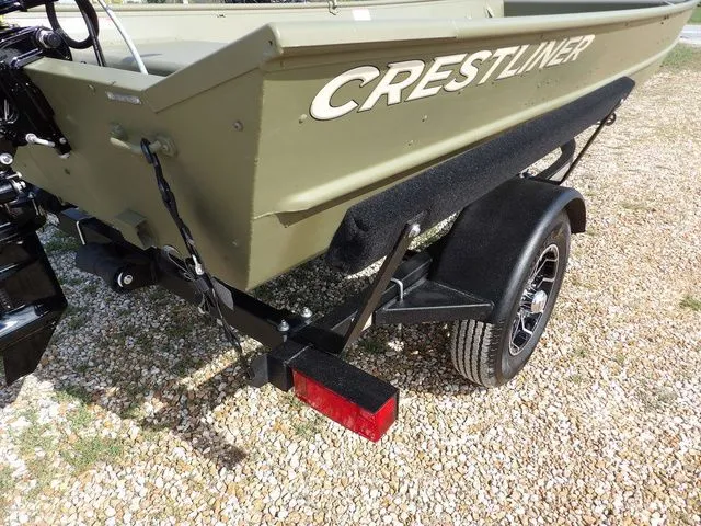 Slide: The Image of Crestliner 1648 CR Jon 2026 - 21