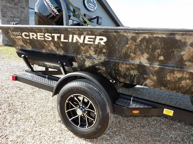 Slide: The Image of Crestliner 1860 Retriever Jon Deluxe 2026 - 33