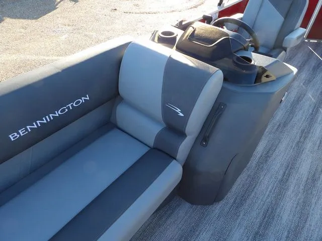 Slide: The Image of Bennington S L-Bench 21 SL 2025 - 14