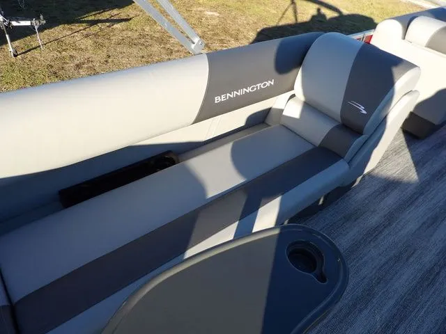 Slide: The Image of Bennington S L-Bench 21 SL 2025 - 18