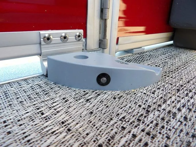 Slide: The Image of Bennington S L-Bench 21 SL 2025 - 32