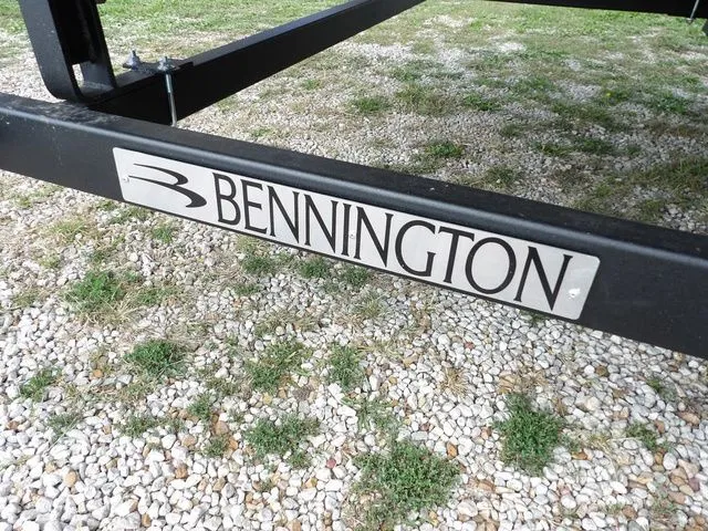Slide: The Image of Bennington S Swingback 21 SSB 2026 - 43