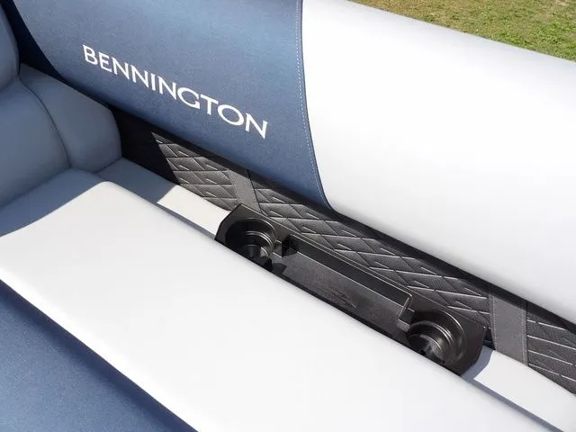 Slide: The Image of Bennington S Swingback 22 SSB 2026 - 30