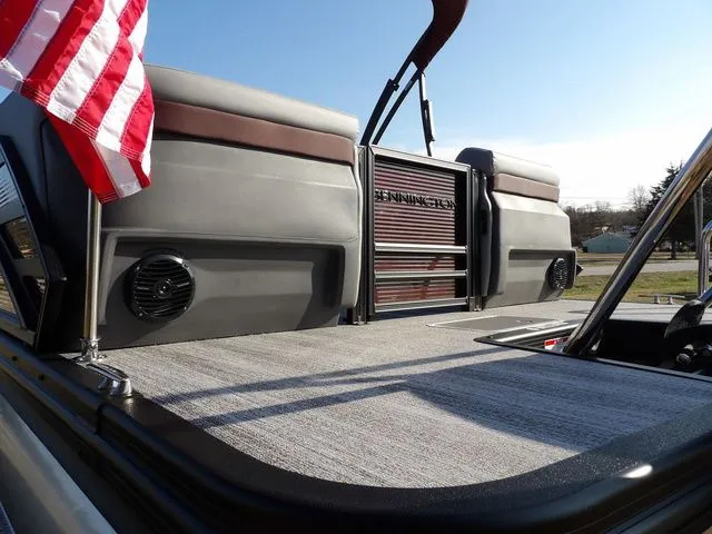 Slide: The Image of Bennington M Quad Bench 22 MFB 2026 - 41