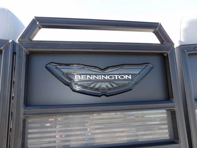 Slide: The Image of Bennington M Swingback 26 MSB 2026 - 48