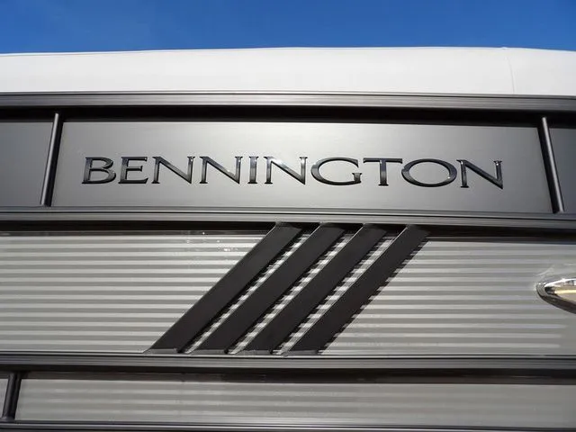 Slide: The Image of Bennington M Swingback 26 MSB 2026 - 51