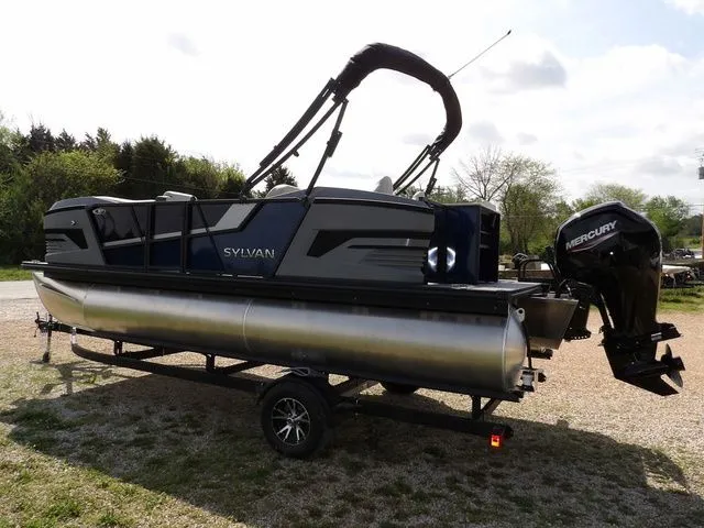 Slide: The Image of Sylvan R-20 PARTY FISH 2026 - 6