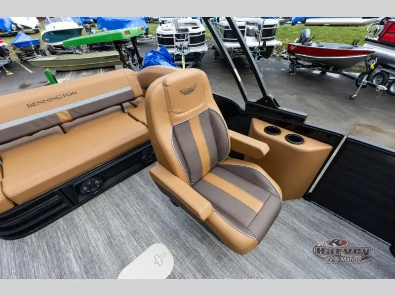 Slide: The Image of Luxurious seating area on a Bennington boat, M Series 23 MSB model, year 2026. - 15