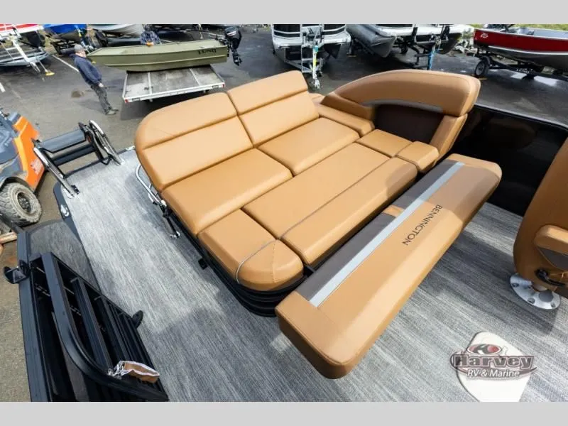 Slide: The Image of Luxurious brown leather seating on a modern boat, model MSB 2026. - 19