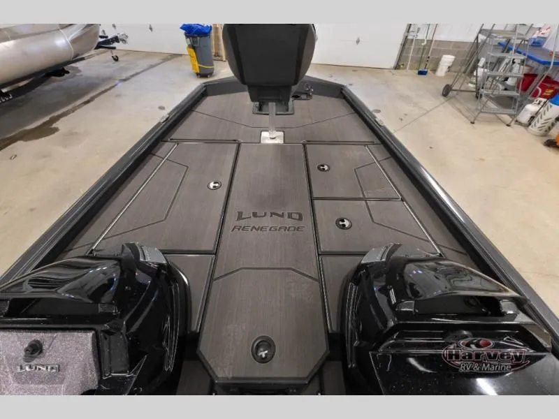 Slide: The Image of 2026 Renegade 1875 SS boat interior with modern features. - 17