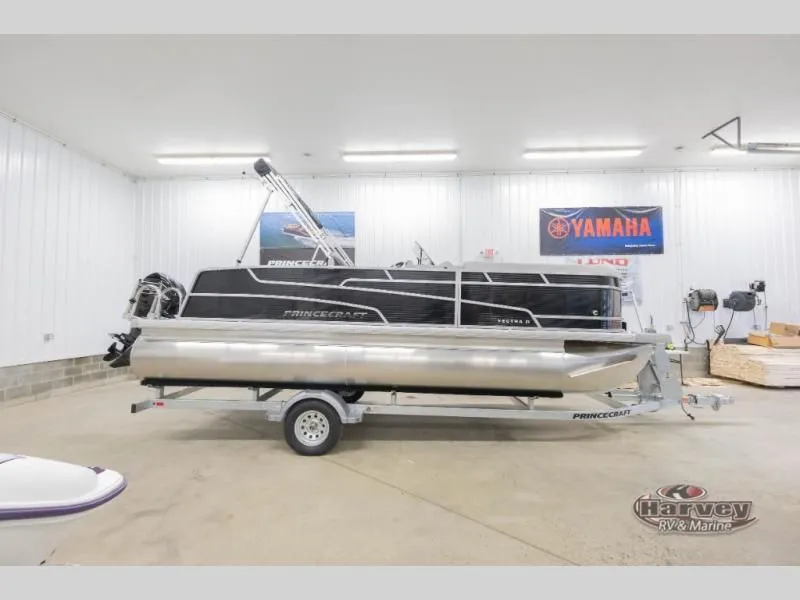 The Image of Vectra Classic 21 L 2026 pontoon boat in a workshop. - 1
