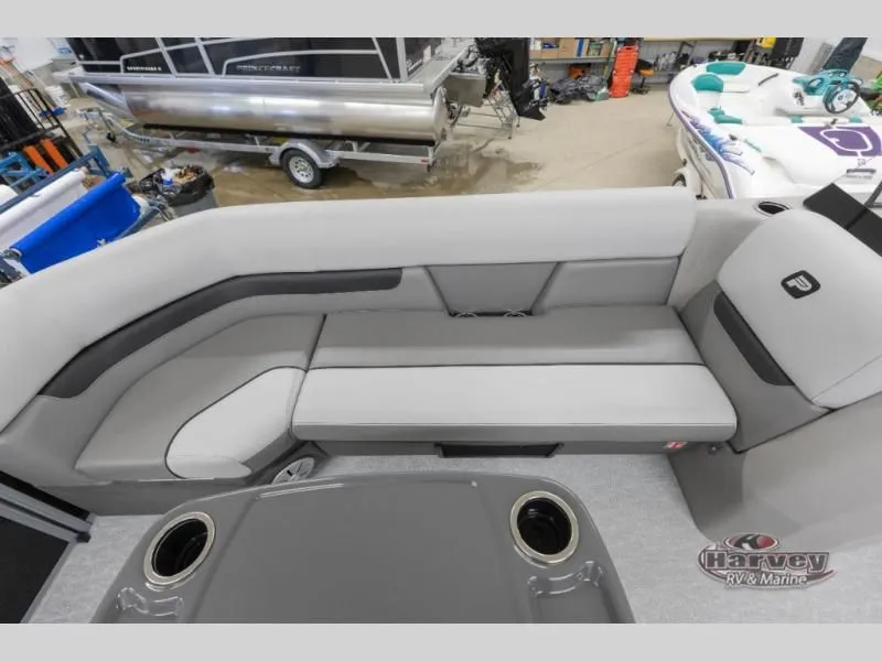 Slide: The Image of Interior of Vectra Classic 21 L boat, gray upholstery, 2026 model. - 22