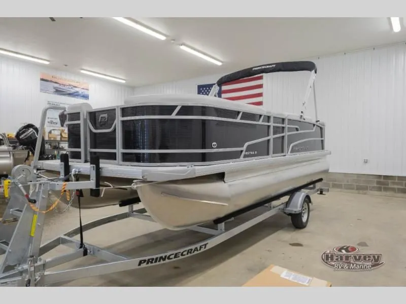 Slide: The Image of 2026 Vectra Classic 21 L pontoon boat in a workshop. - 5